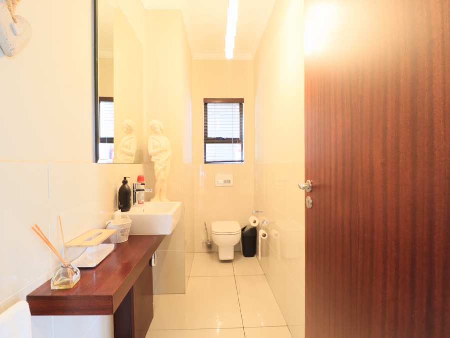 4 Bedroom Property for Sale in Oubos Estate Free State